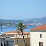 Delle Isole