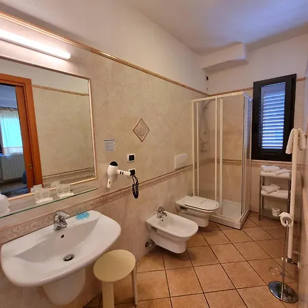 호텔 Delle Isole 라마달레나