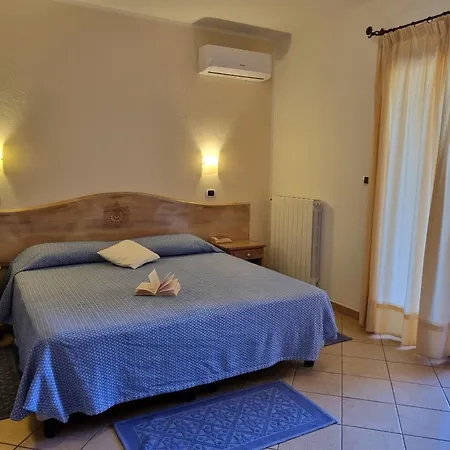 Delle Isole فندق لا ماداّلينا